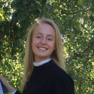 Meet your Posher, Maddie